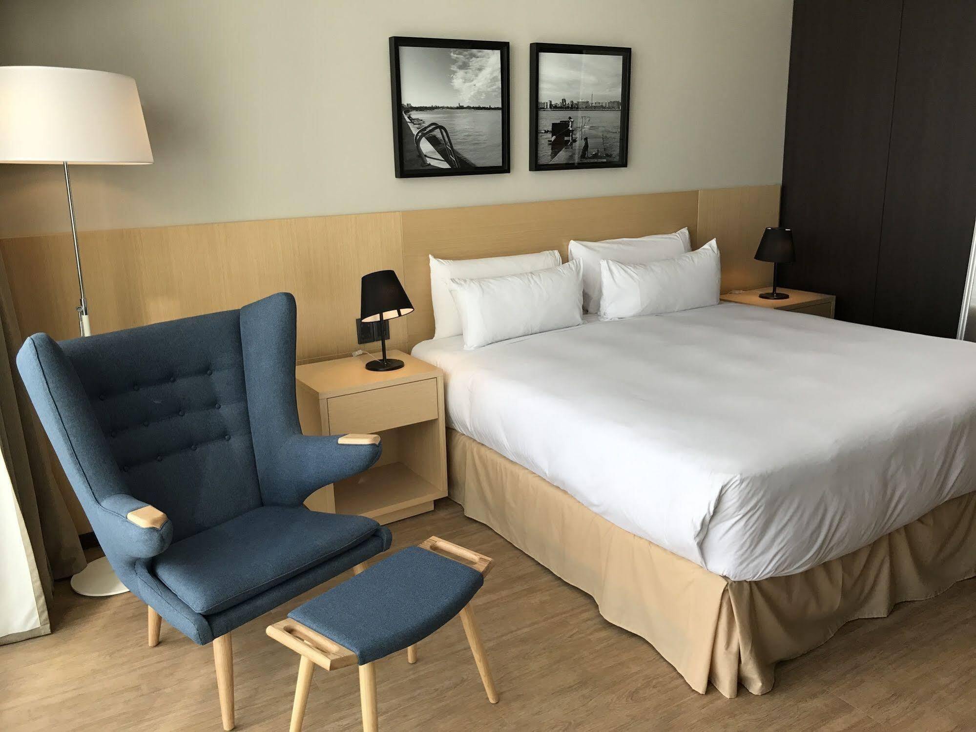 Отель Hampton By Hilton Montevideo Carrasco Сьюдад-де-ла-Коста Экстерьер фото