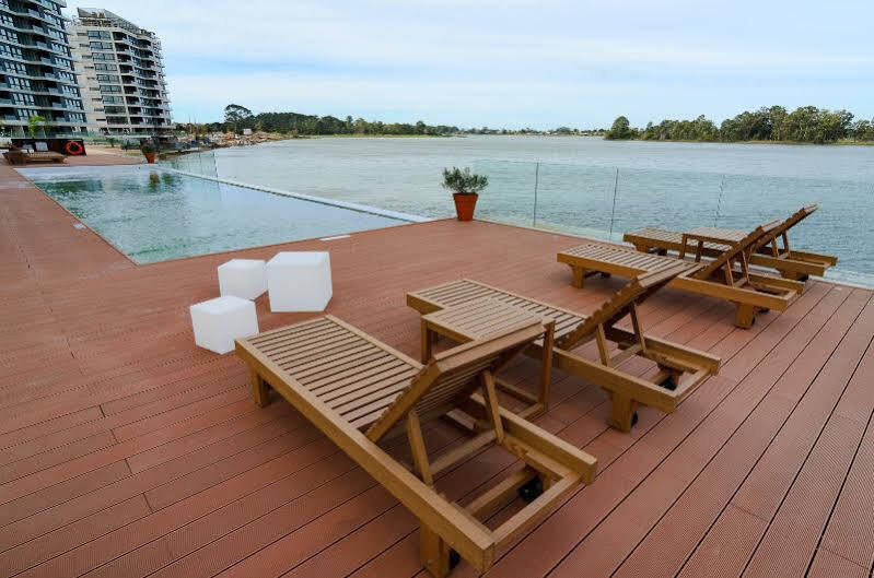 Отель Hampton By Hilton Montevideo Carrasco Сьюдад-де-ла-Коста Экстерьер фото